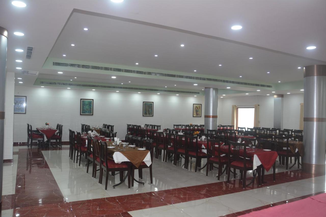 The Royal Residency Hotel Bodh Gaya Exterior foto