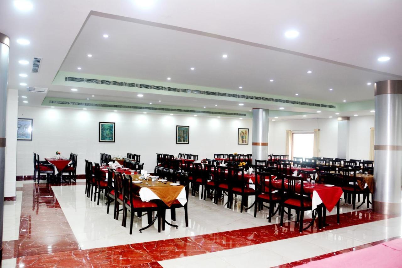 The Royal Residency Hotel Bodh Gaya Exterior foto