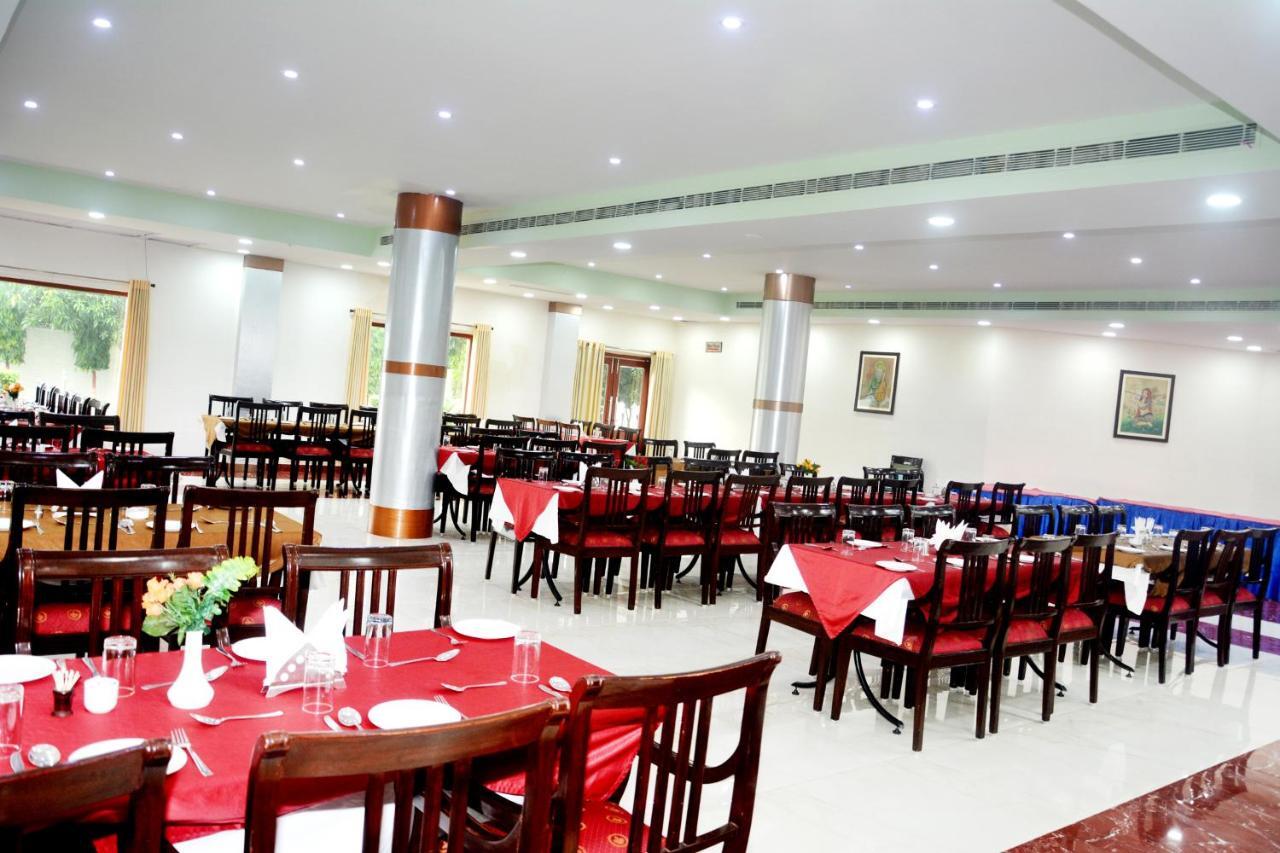 The Royal Residency Hotel Bodh Gaya Exterior foto